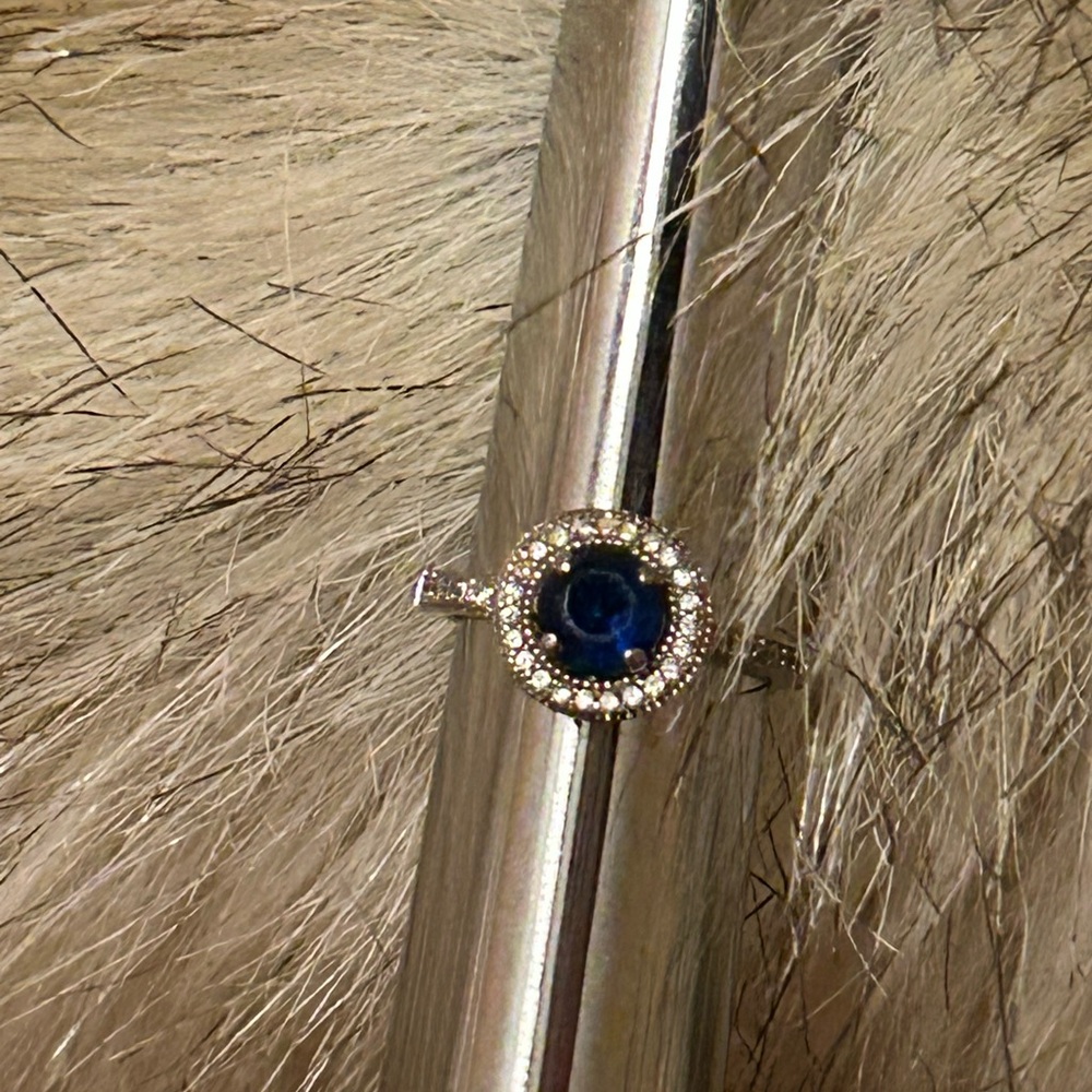 Sapphire and diamond ring - Picture 12 of 13